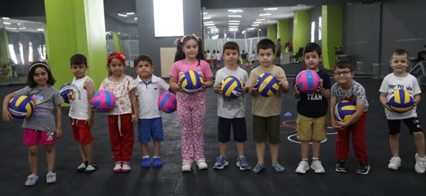 YAZ SPOR OKULUNDA ÇOCUKLAR HEM EĞLENECEK HEM ÖĞRENECEK