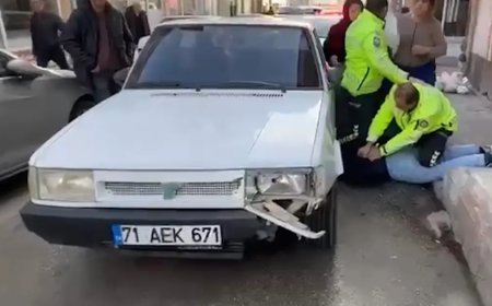 Drift atıp polisten kaçan ehliyetsiz sürücü, 3 araca çarptı