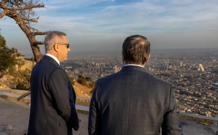 Dışişleri Bakanı Fidan, Suriye'de Kasyun Dağı'ndan Şam'ı seyretti