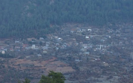 Bu köy iki ay güneş görmüyor. Saat 12.30'da doğan güneş 15.30'da batıyor