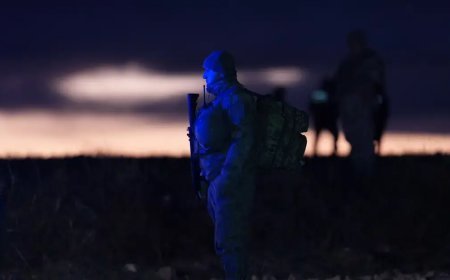 Libya askeri heyetinin jeti düştü, sivil geçişe izin verilmiyor