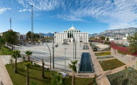 Döşemealtı Belediyesi'ne yolsuzluk operasyonu. 10 şüpheli gözaltında