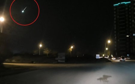 Adana'da göktaşı olduğu değerlendirilen bir cisim kameraya kaydedildi
