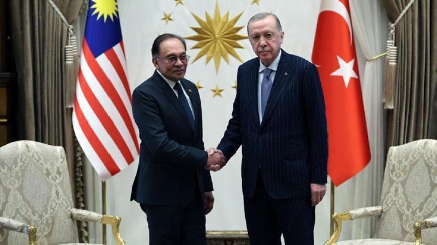 Erdoğan, Malezya Başbakanı İbrahim ile ortak basın toplantısı düzenliyor