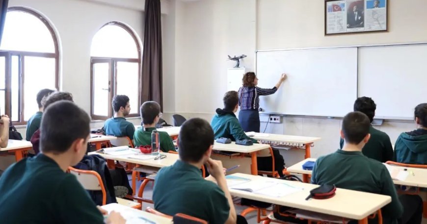 Ortaokul ve lisede yıl sonunda "gelişim raporu" da verilecek