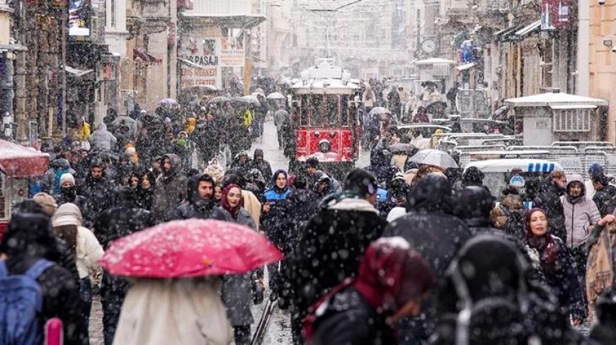 Son dakika... İstanbul Valiliği'nden uyarı: Kar geliyor! İşte yağışın başlayacağı saatler