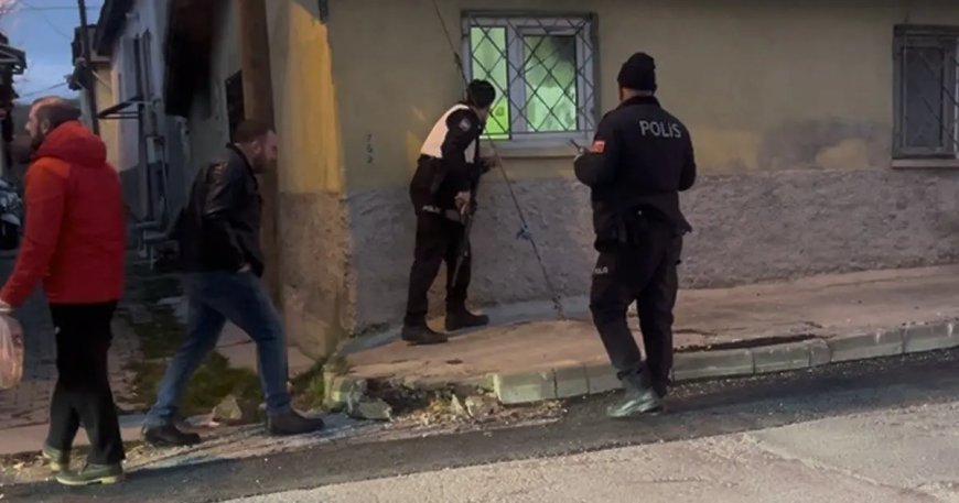 Polisi aradı, "cinayet işledim" dedi. Eve uzun namlulu silahlarla girildi