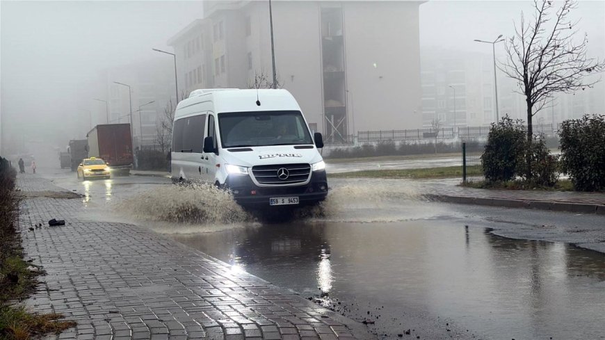 Çorlu’da sağanak etkili oldu