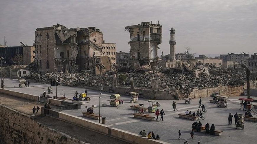 Suriye’de olağanüstü hal sona erdi! Halep, Deyrizor ve Rakka’da iyileşme dönemi