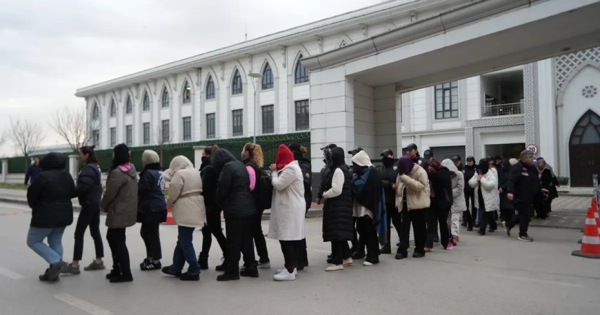 Dolandırıcıların yeni yöntemi yapay zeka. Kadın görselleri oluşturup 483 milyon liralık vurgun yaptılar