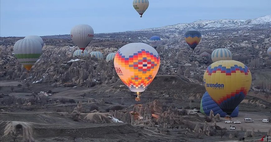 Kapadokya'da balon turlarına hava engeli