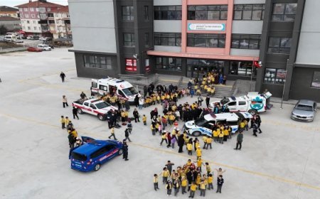 KAPAKLI’DA “SAĞLIKLI ÇOCUK, SAĞLIKLI GELECEK” PROGRAMI YOĞUN KATILIMLA GERÇEKLEŞTİRİLDİ