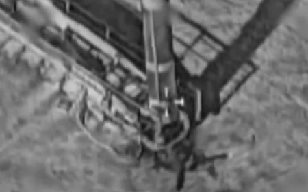 SON DAKİKA HABERLER: İsrail, İran'a hava saldırısının ilk görüntüsünü paylaştı!