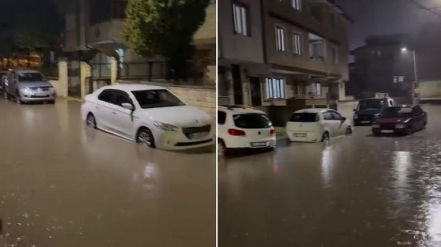 Bursa’da şiddetli sağanak! Yollar kapandı, ev ve iş yerlerini su bastı