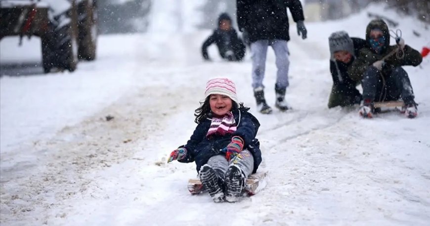 Bugün okullar tatil mi? Tekirdağ ve Kırklareli'nde okullar tatil mi edildi? Valiliklerden 2 Şubat kar tatili açıklaması