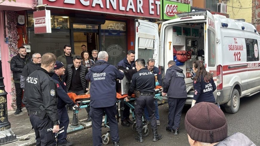 Kasapta elini kaptırdığı kıyma makinesiyle hastaneye götürüldü