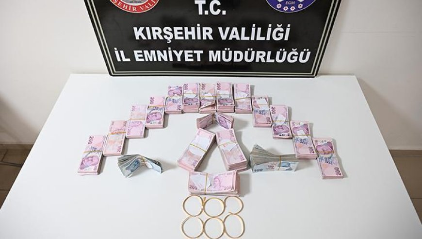 Kuyumcuda ‘düşük ayar’ oyunu! 405 bin lirayla suçüstü yakalandılar