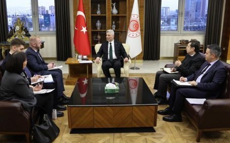 Bakan Bolat, Katar ve Yeni Zelanda'nın Ankara büyükelçileriyle bir araya geldi