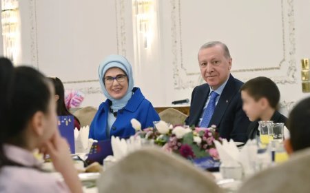 Cumhurbaşkanı Erdoğan, devlet himayesindeki çocuklarla iftarda bir araya geldi