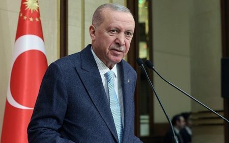 SON DAKİKA HABERİ: Cumhurbaşkanı Erdoğan: Öğretmene kalkan el, geleceğimize kalkmış demektir