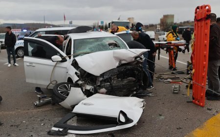 Nevşehir'de zincirleme kaza. 3 ölü, 6 yaralı