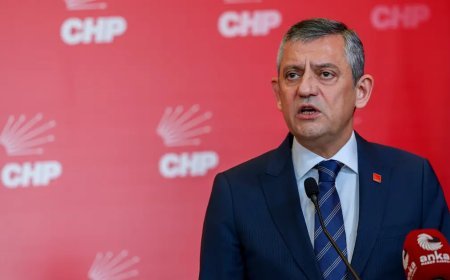 Özgür Özel'den liderlere bayram tebriği