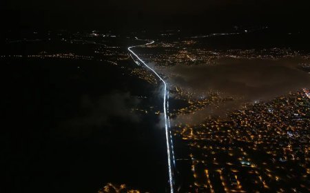 Dönüş çilesi. Trafik yoğunluğu 40 kilometreyi aştı
