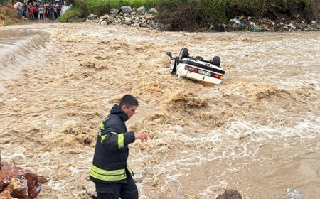 Muğla’da otomobil sel sularına kapıldı: 1 ölü, 1 yaralı