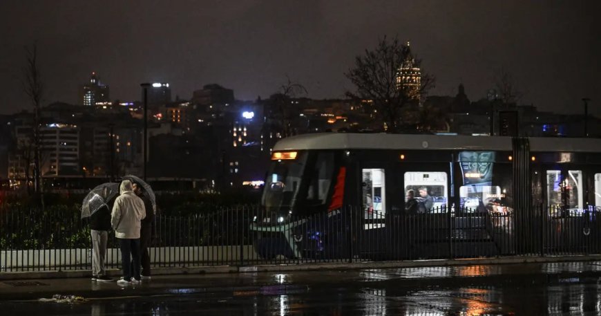 İstanbul'da cuma akşamı ve cumartesiye dikkat. Rüzgar kuvvetlenecek, hava serinleyecek