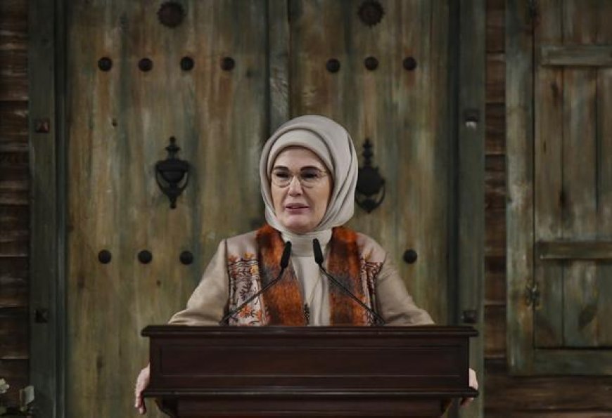 Emine Erdoğan, onursal başkanı olduğu dernek ve vakıfların temsilcileriyle buluştu