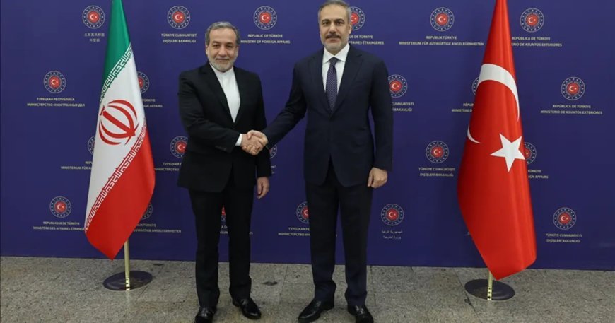 Dışişleri Bakanı Fidan, İranlı mevkidaşı Arakçi ile görüştü