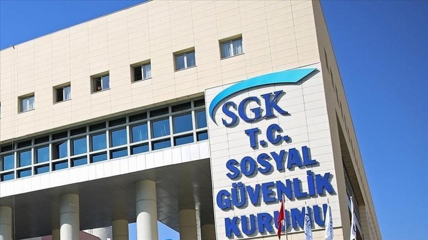 Emekliye sahte bayram ikramiyesi mesajı! SGK'dan uyarı geldi