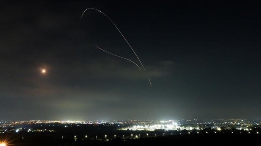 İran, İsrail'in güneyini hedef alan iki dalga halinde misilleme yaptı
