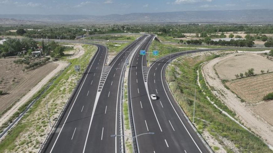 Aydın-Denizli Otoyolu'nda bayram rekoru
