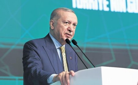 Cumhurbaşkanı Erdoğan'dan 28 Şubat'tan bu yana kesintisiz diplomasi trafiği