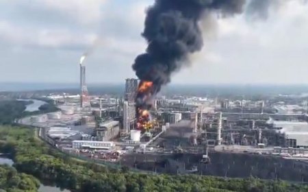 Meksika'daki petrol rafinerisinde bir ayda ikinci yangın! Bölgeden dumanlar yükseliyor