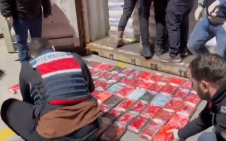 Bakan Gürlek açıkladı. 500 milyon liralık kokain ele geçirildi