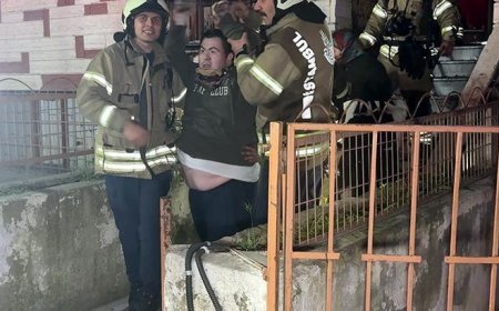 Yangının ortasında can pazarı! Mahsur kalan 20 kişi kurtarıldı