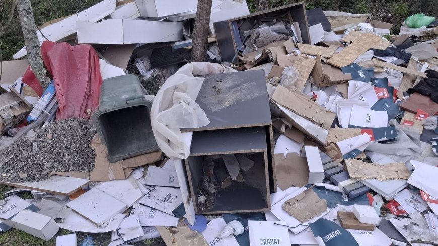 Çorlu’nun Az Sayıda Kalan Ağaçlık Alanlarından Biri Çöplüğe Çevrildi