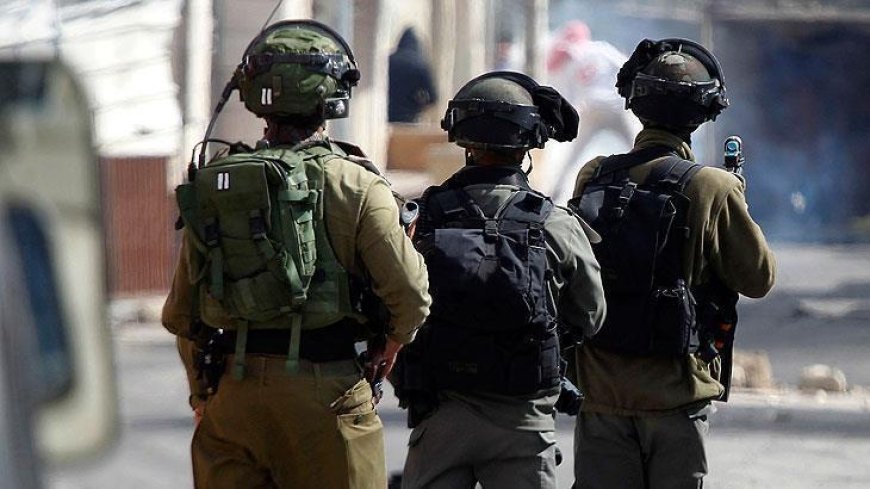 İsrail ordusu, Batı Şeria'da Filistinlilere ait bir ev ile ticari işletmeyi yıktı