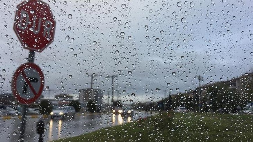 İstanbul için yeni uyarı! Valilik saat verdi: Sıcaklıklar düşüyor, kuvvetli yağış geliyor