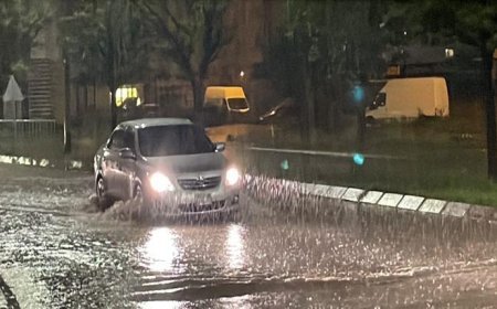 Meteoroloji uyarmıştı! Kayseri'de sağanak yağış! Yollar göle döndü