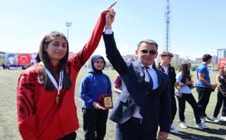 KAPAKLI’DA DA 19 MAYIS COŞKUYLA KUTLANDI