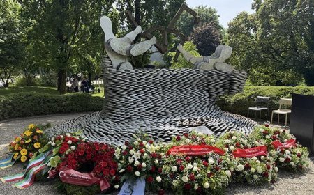Almanya'daki Solingen ırkçı saldırısının üzerinden 33 yıl geçti