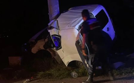 Direğe çarpan araçta 2 ölü, 2 yaralı