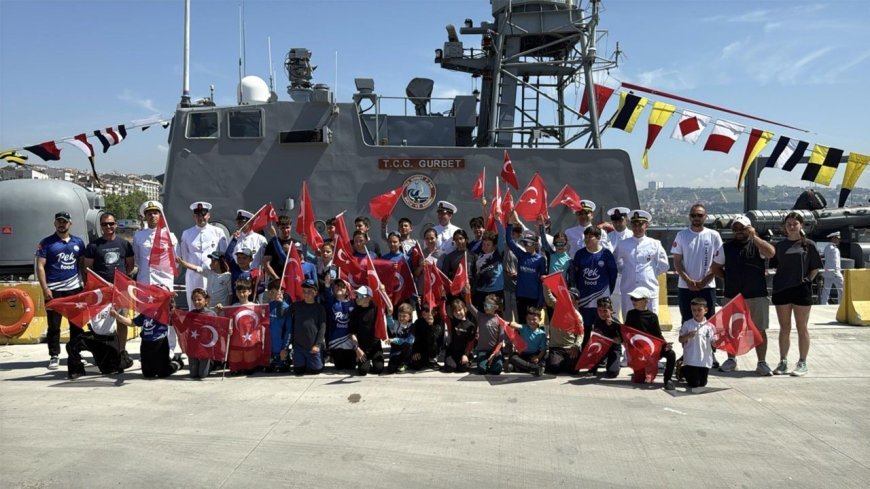 TCG Gurbet hücumbotu, Tekirdağ'da ziyarete açıldı