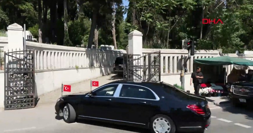Cumhurbaşkanı Erdoğan'dan kabir ziyareti