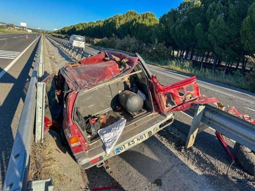 Uşak-İzmir yolunda korkunç kaza! 1 kişi hayatını kaybetti, 2 kişi yaralandı