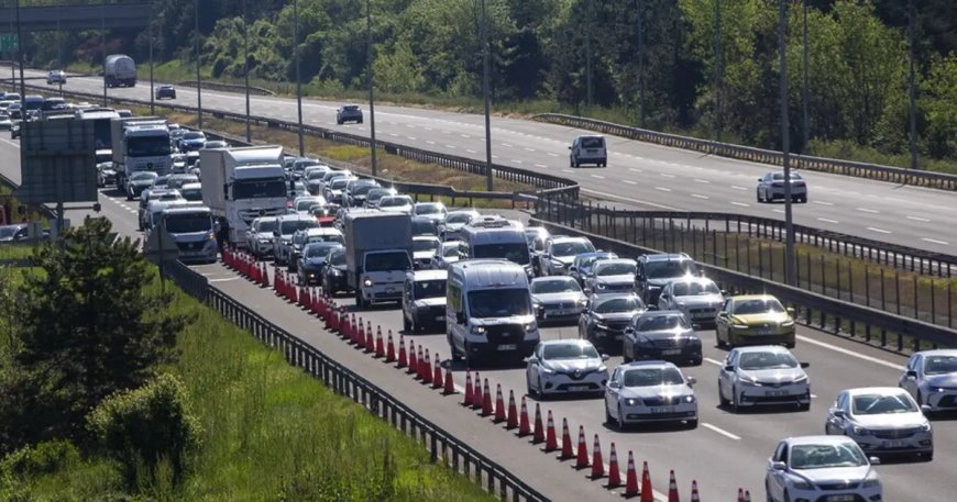 TEM Otoyolu'nda yol çalışması başlıyor. İstanbul yönü trafiğe kapatılacak