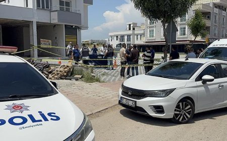Adana'da babası tarafından vurularak öldürülen genç defnedildi